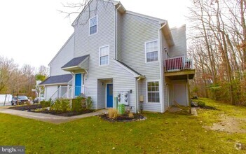 Building Photo - 405 Quail Rd