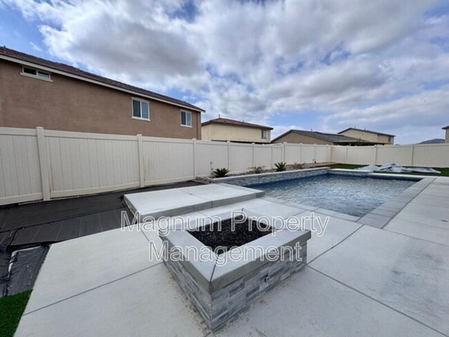 Building Photo - 29357 Cavalry Cir