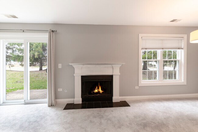 Building Photo - 43 Foxcroft Rd