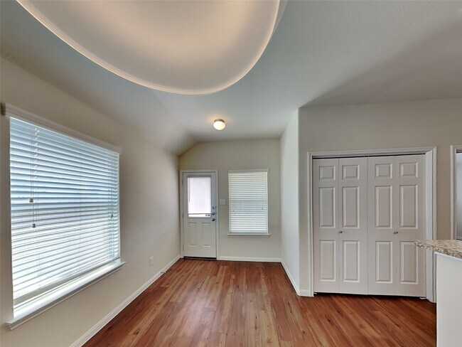 Building Photo - 5907 Stockholm Ct