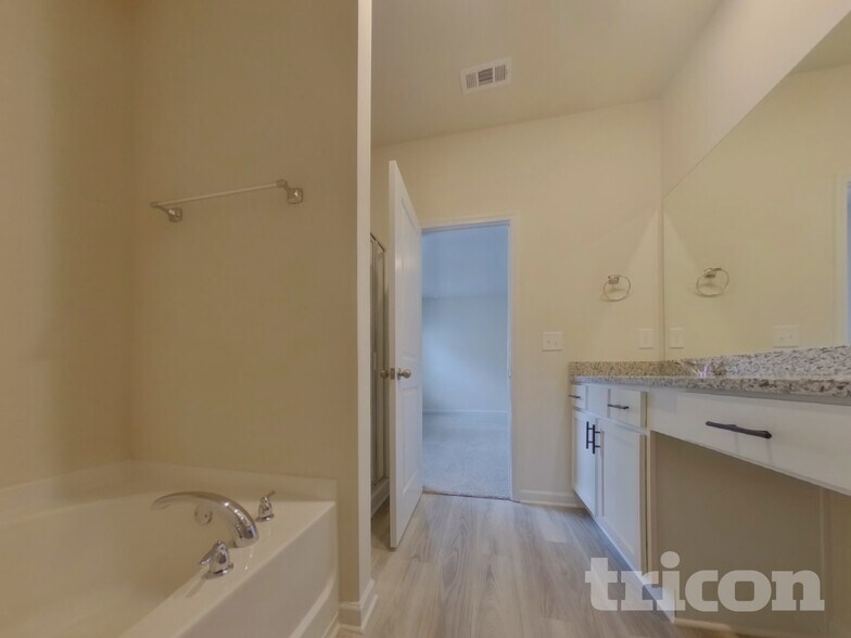 Building Photo - 453 Prescott Wy