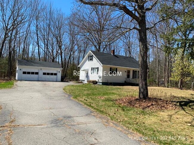 Building Photo - 1844 Essex St