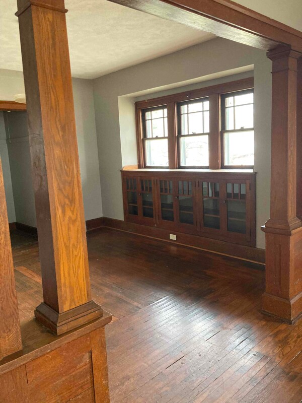 Building Photo - 153 Western Ave