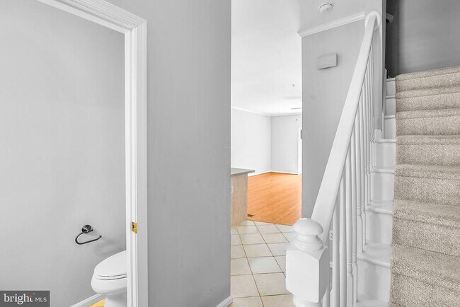 Building Photo - 7412 Tour Dr