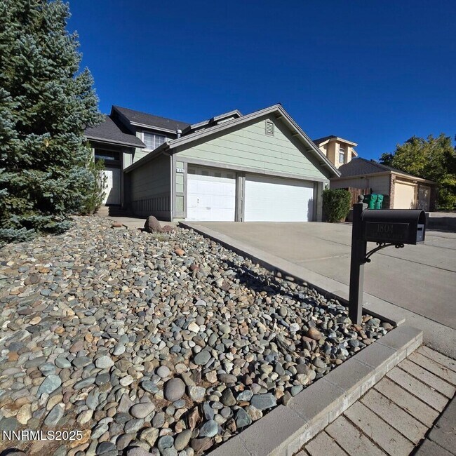 Primary Photo - 1804 Quail Run Rd