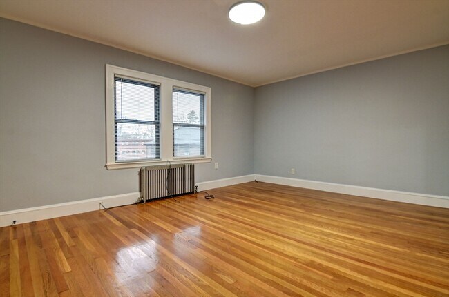 Building Photo - 22 Weston Ave