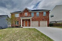 Building Photo - 3770 Brookhollow Dr