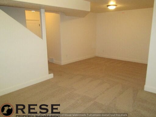 Building Photo - Beautiful Townhouse - Orem w attached 2 ca...