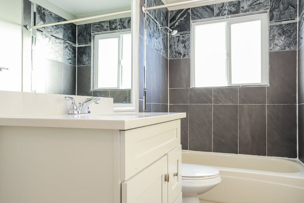 Building Photo - 12155 Elm Way