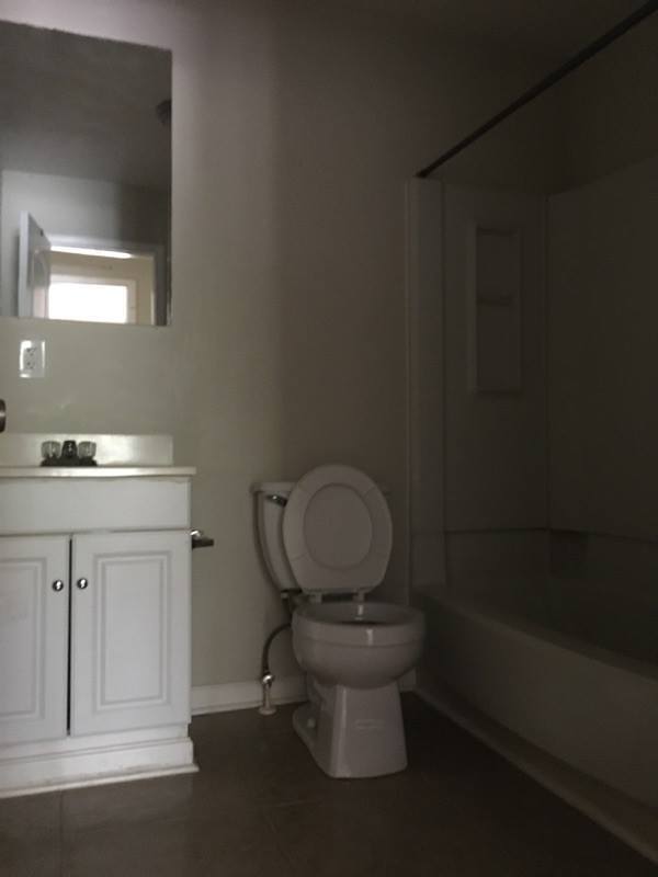 Building Photo - Beautiful 4BR/2BA home nestled in a quiet Ellenwood GA