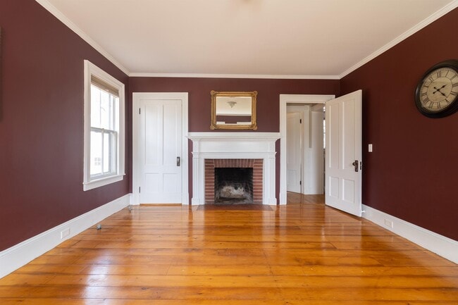 Building Photo - 37 Main Rd N