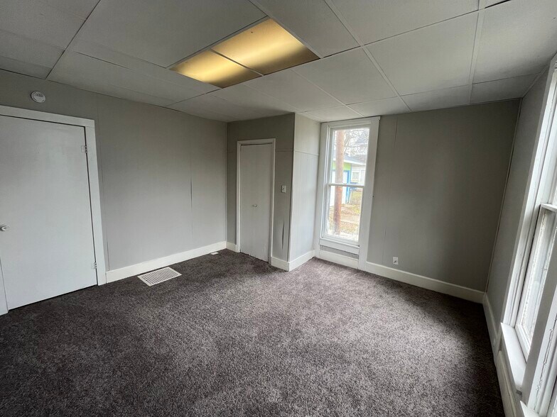 Building Photo - 417 S Council St