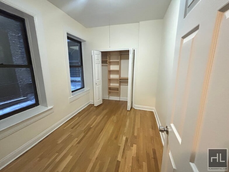 Building Photo - East 12th Street