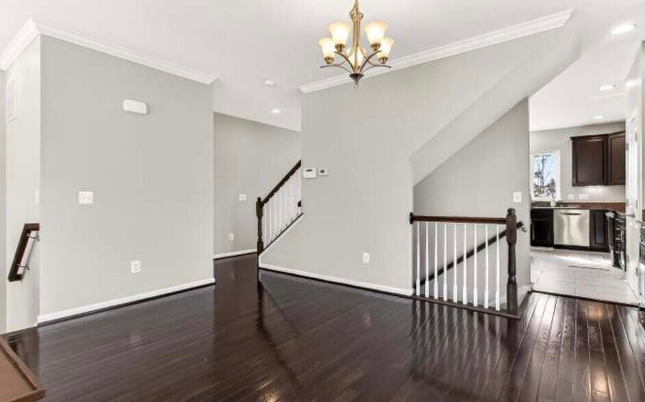 Building Photo - 43473 Hopestone Ter
