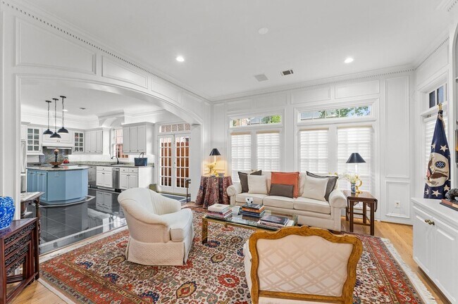 Building Photo - 2222 Nantucket Dr