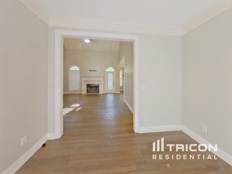 Building Photo - 105 Millstone Dr