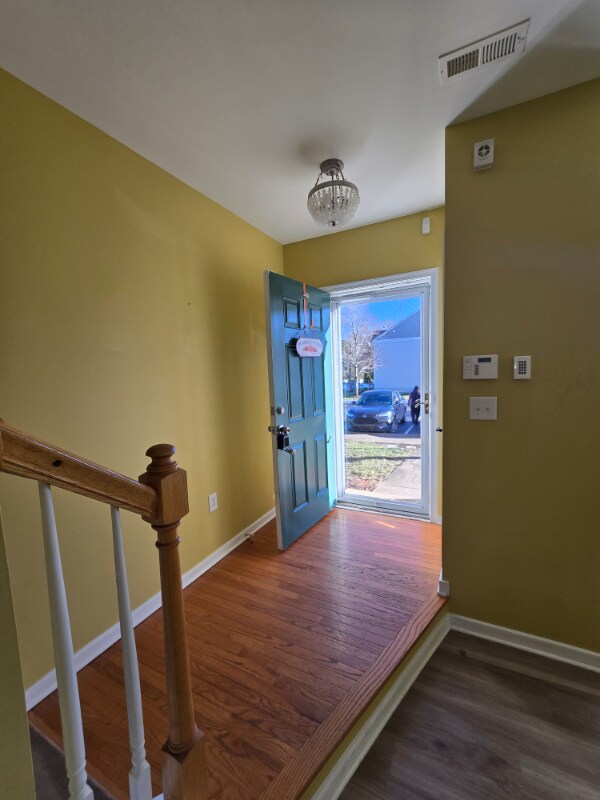 Building Photo - 4612 Milfax Rd