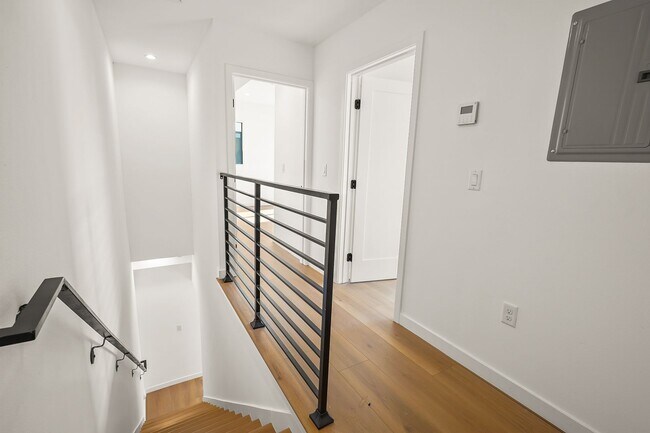 Building Photo - 1731 New Hampshire Ave