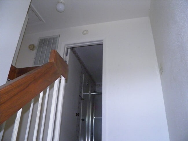 Building Photo - 2711 Grants Lake Blvd