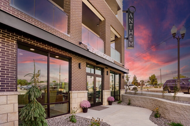 Leasing Office - Lotus Anthem