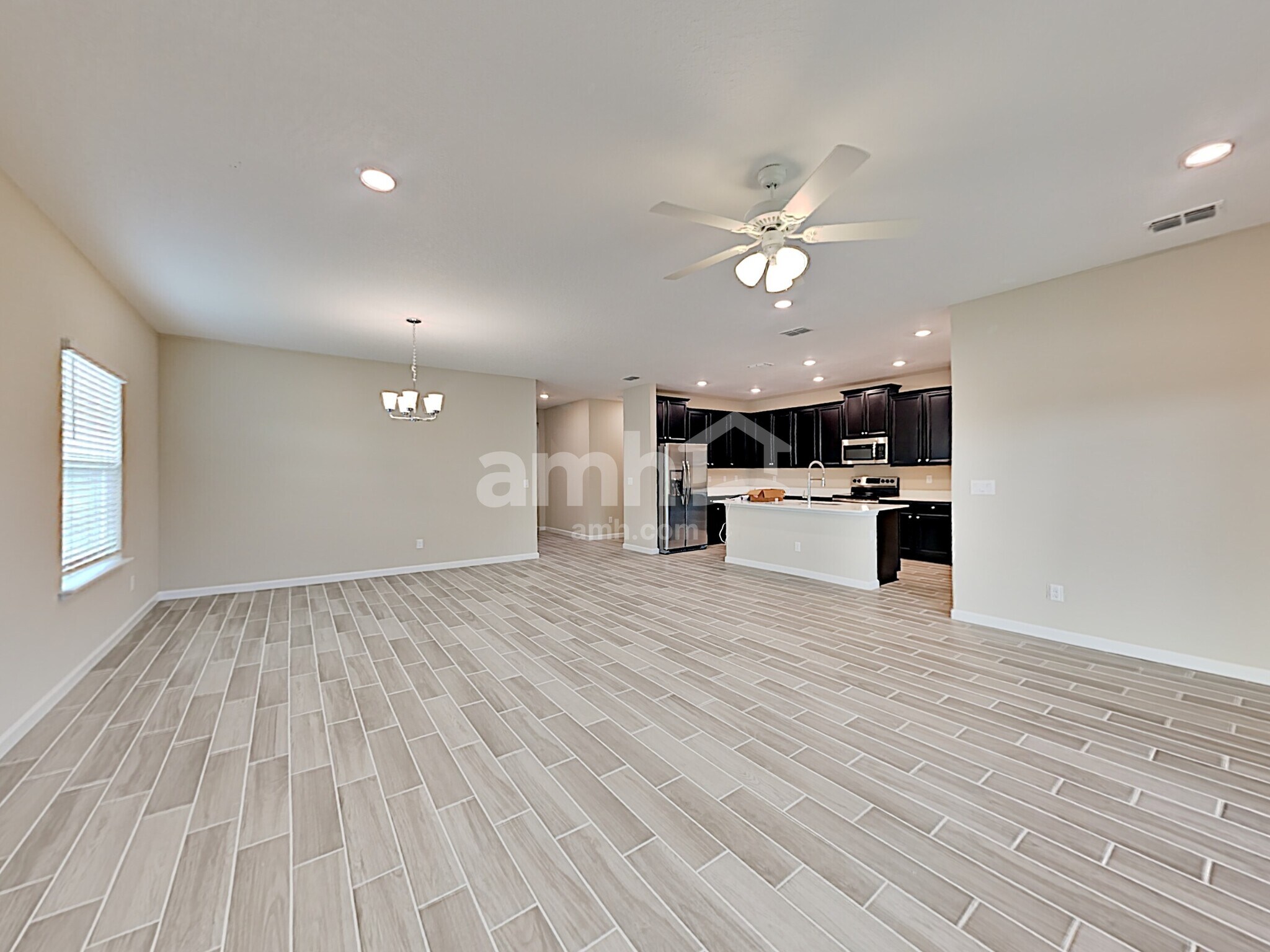Building Photo - 450 Stone Arbor Ln