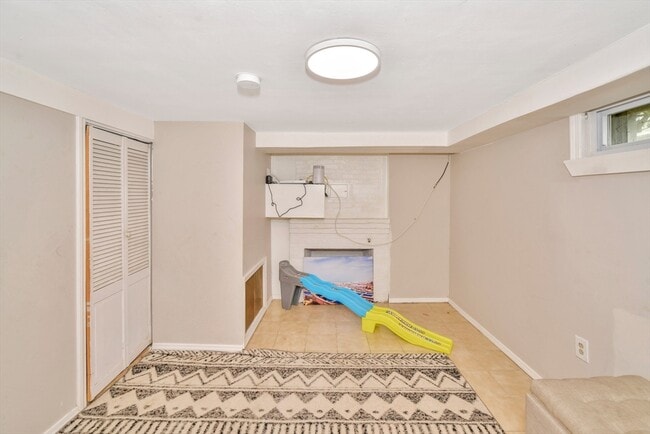 Building Photo - 15 Union Ave