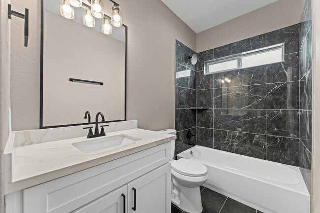 Building Photo - 8135 Woodward St