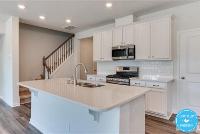 Building Photo - 116 Cambria Ln