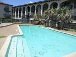 Building Photo - 1 br, 1 bath  - 8008 Seawall Blvd # 2659