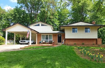 Building Photo - 11106 Del Rio Dr