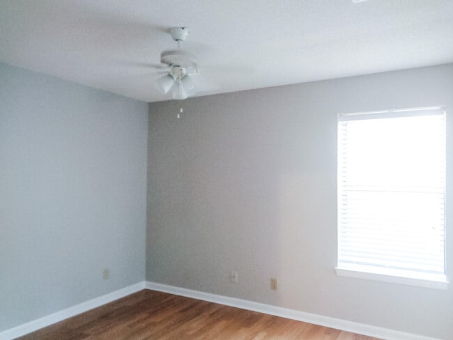 Building Photo - 228 Louisiana Ave