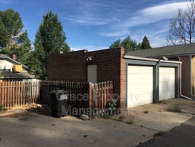 Building Photo - 540 S Emerson St