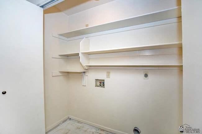 Building Photo - 1414 W Santa Maria Way