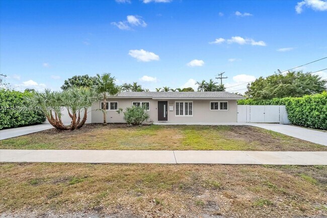 Building Photo - 10330 SW 51st St