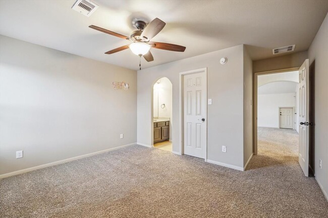 Building Photo - 29146 Crested Butte Dr