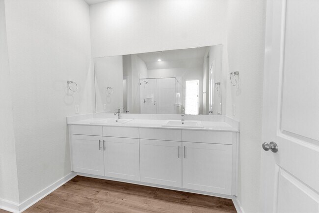 Building Photo - 16030 Copper Skies Wy