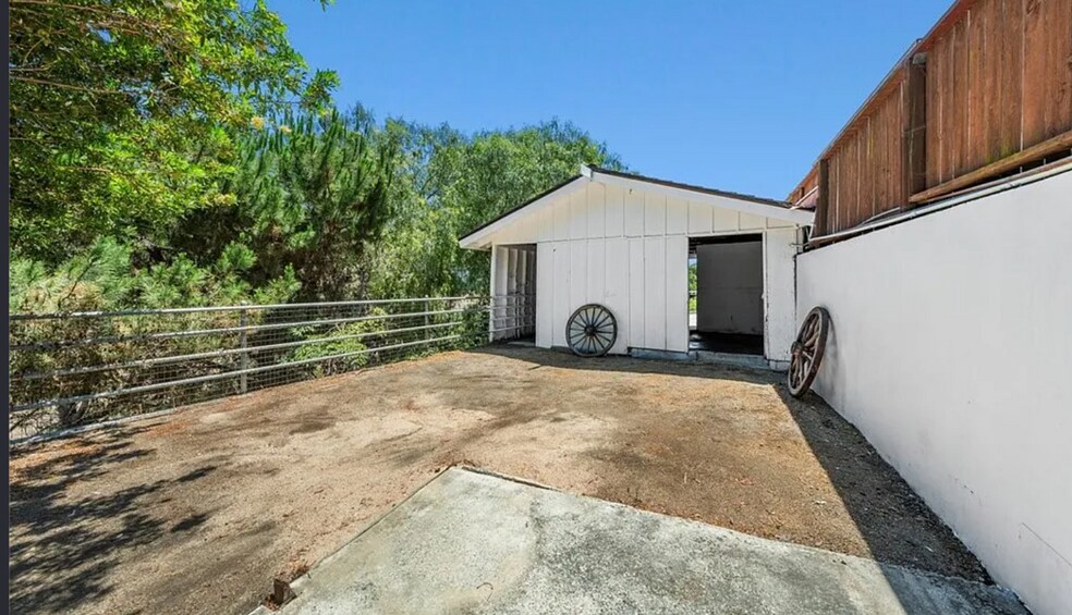 Building Photo - 4515 Sugarhill Dr