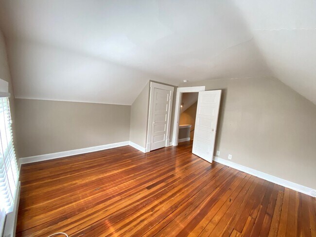 Building Photo - 1501 Belmont Ave