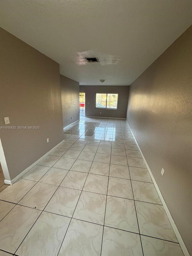 Building Photo - 8407 NW 5th Ave