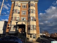 Building Photo - 312 S 17th St