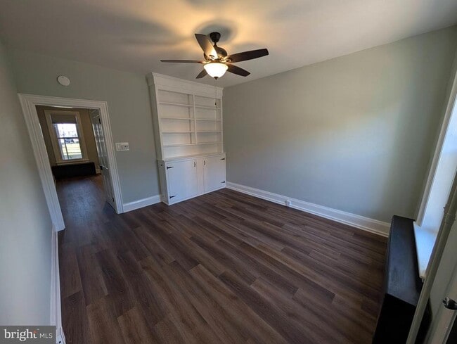 Building Photo - 222 Baltimore St