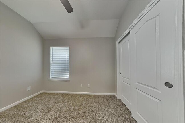 Building Photo - 22447 Stamford Brook Ct