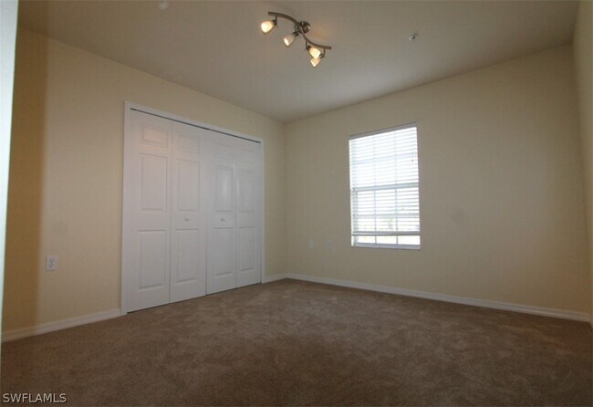 Building Photo - 9051 Gervais Cir