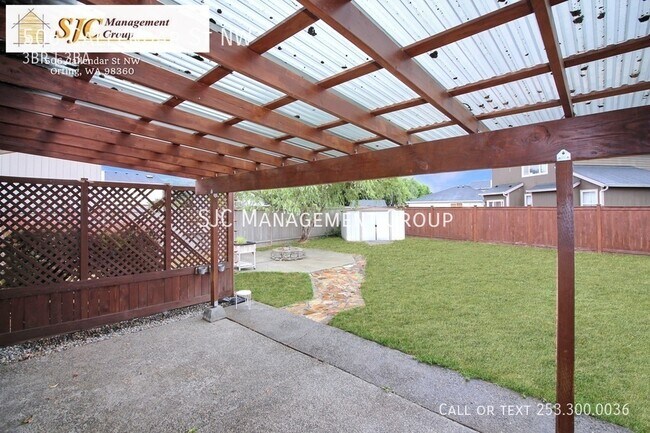 Building Photo - 506 Callendar St NW