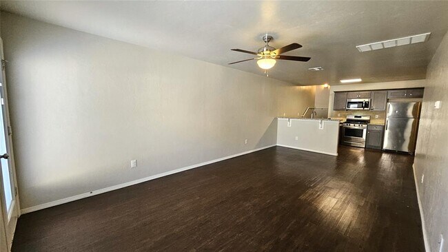 Building Photo - 2173 Buena Vida Ln