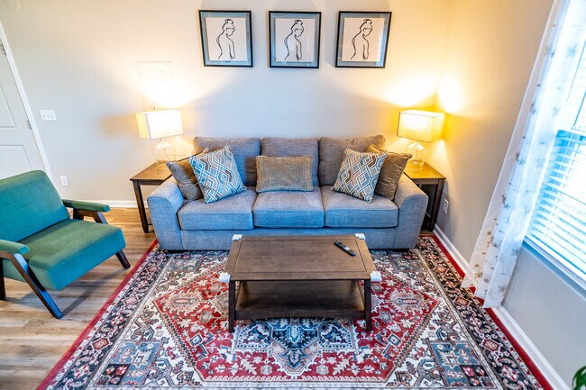 Building Photo - 1146 Pierce St