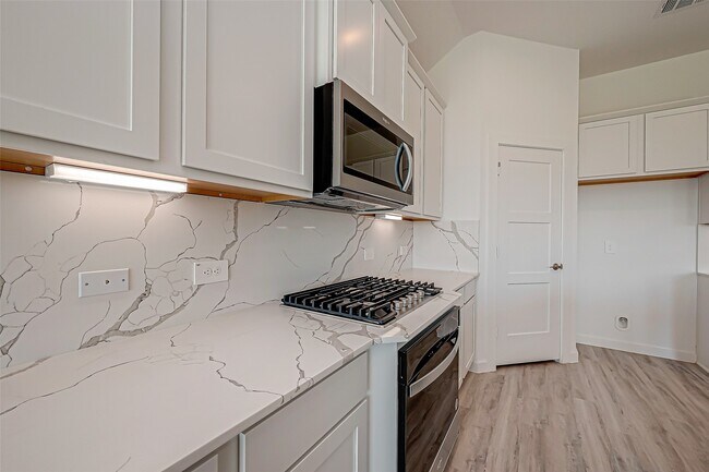 Building Photo - 3264 Voda Bnd Dr