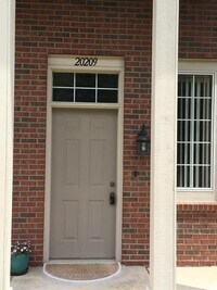 Building Photo - 20209 Chesapeake Cir