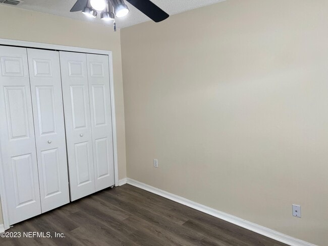 Building Photo - 6580 Gentle Oaks Dr N