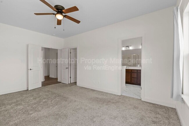 Building Photo - 521 Upper Ridgepointe Ct